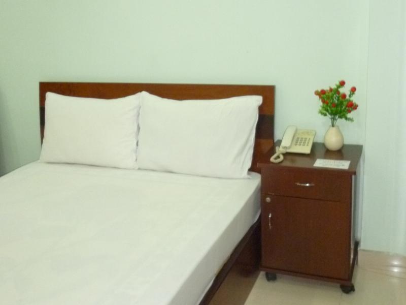 Minh Phuc Hotel Хошимин Экстерьер фото